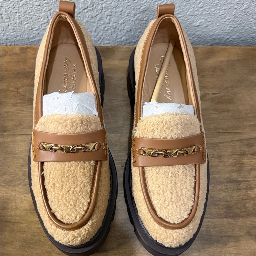 Circus by Sam Edelman Women's Brown and Tan Loafers size 8 New in Box - Picture 2 of 10